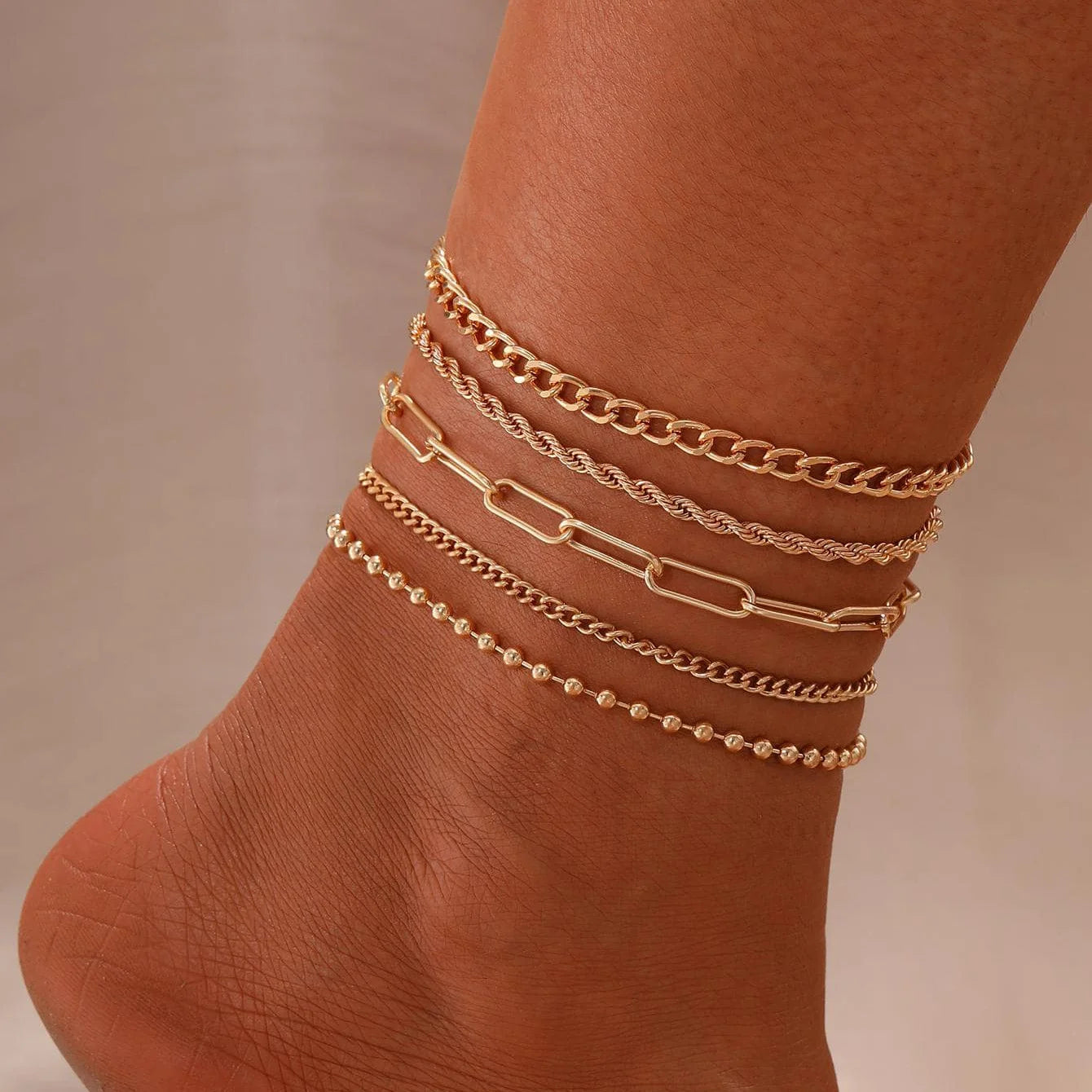 European Boho Anklet Set š“