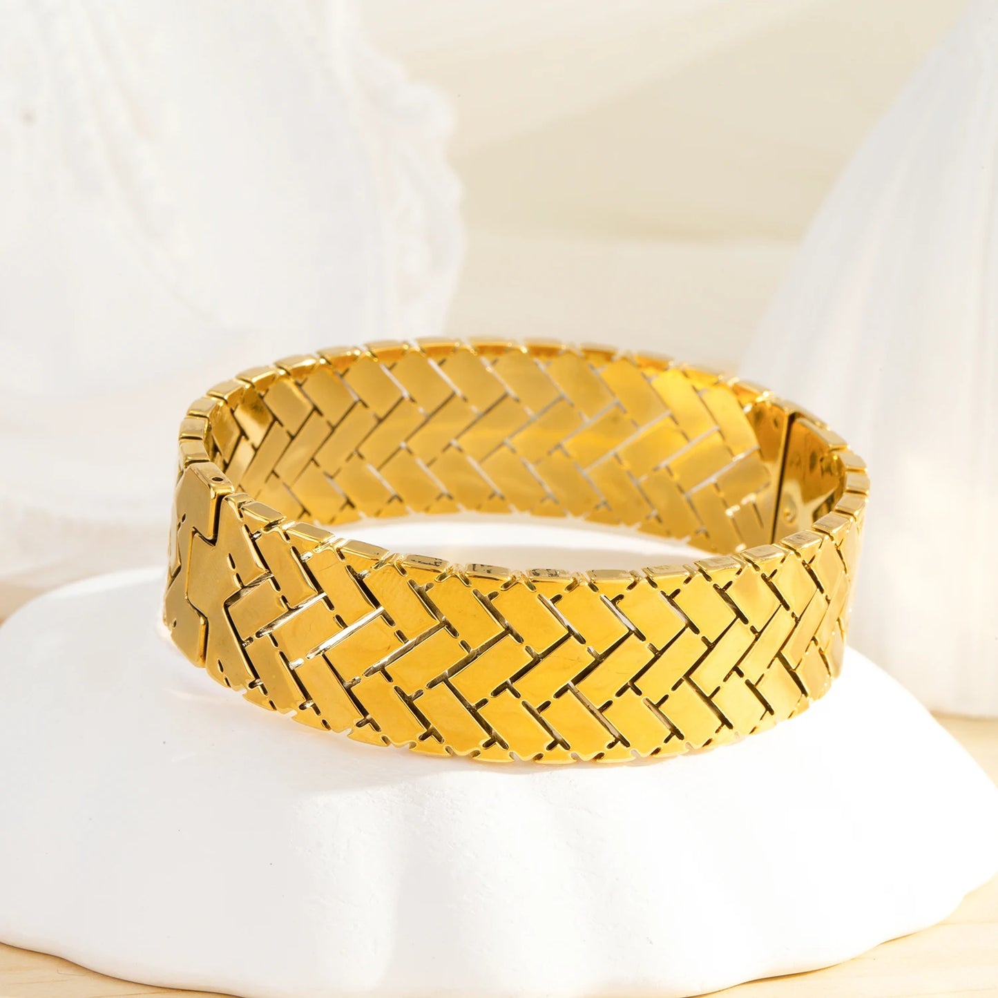 Luxury Mirror Cuff Bracelet