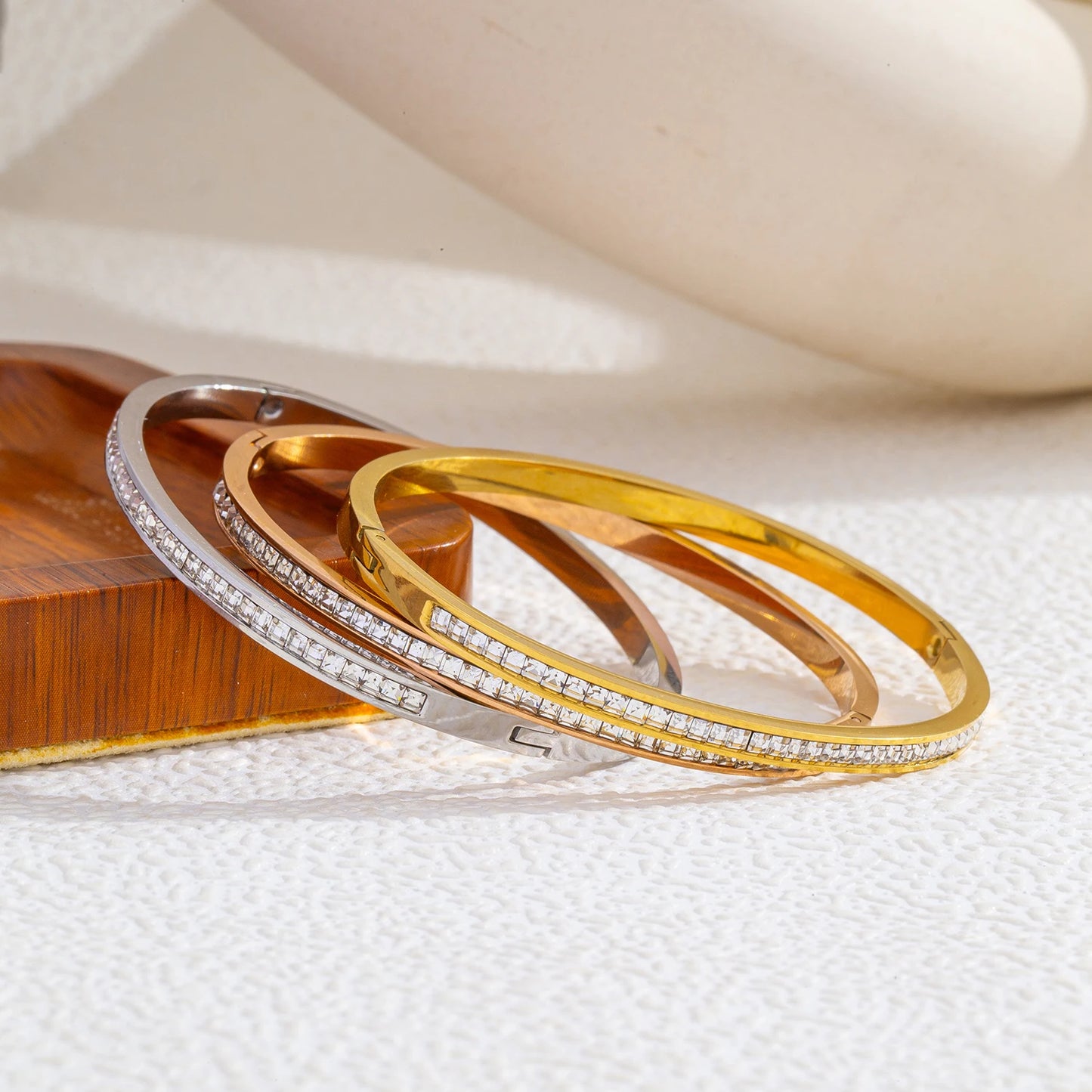 Hypoallergenic Gold Bracelet